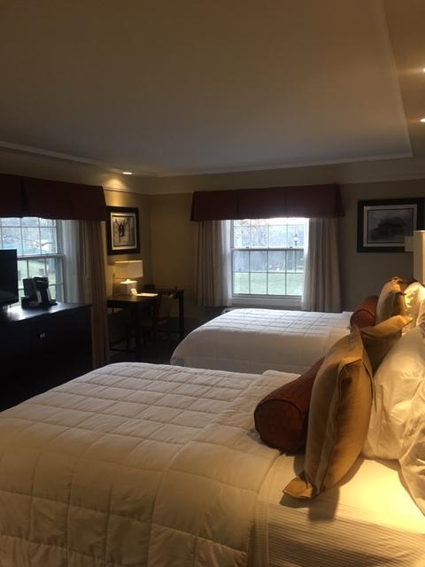 Kenyon Inn & Restaurant Gambier Екстер'єр фото